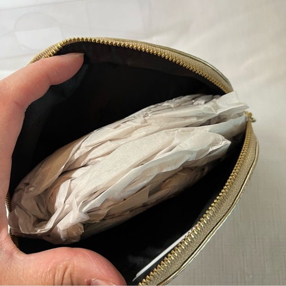 NEW Lord & Taylor Metallic LEATHER Cosmetic Bag with Textured Finish - Picture 7 of 7